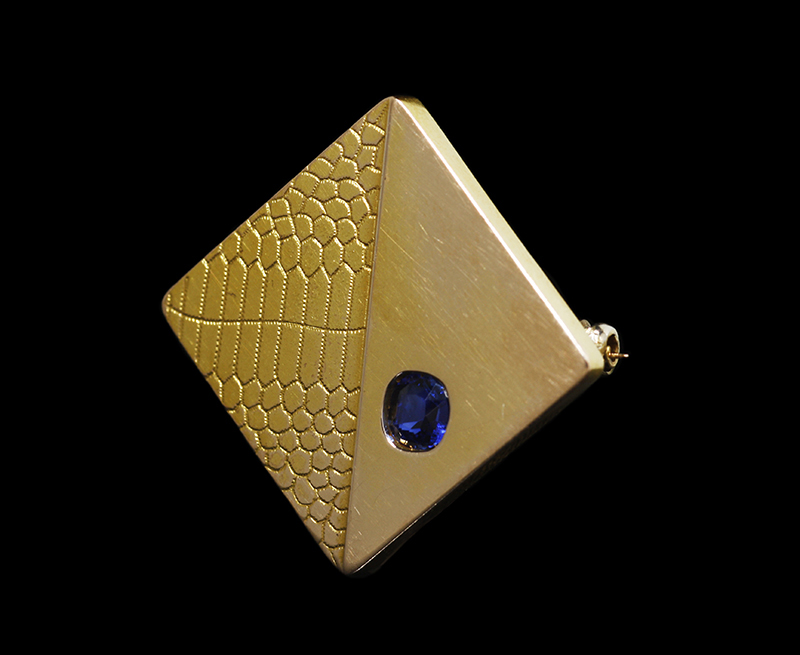 【入手困難】FABERGE ファベルジェ 　オルゴール　ジュエリーボックス ジュエリーボックス・ オルゴール (ベビーブルー-蓄光